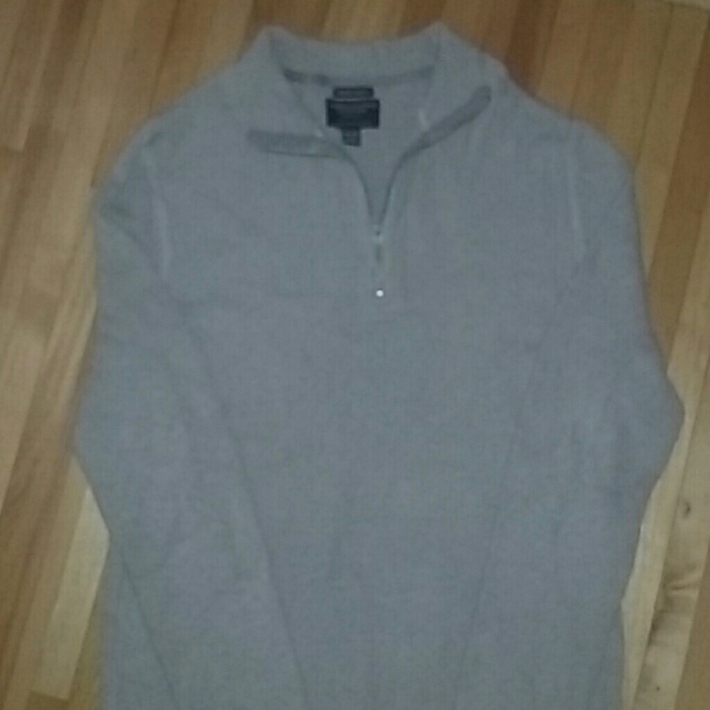 Sweater - Picture 2 of 3